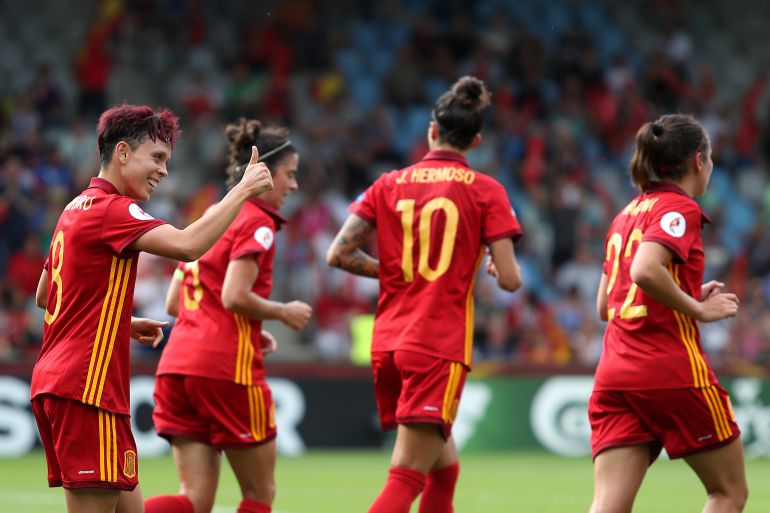 La españolas durante el encuentro contra Portugal La españolas durante el encuentro contra Portugal