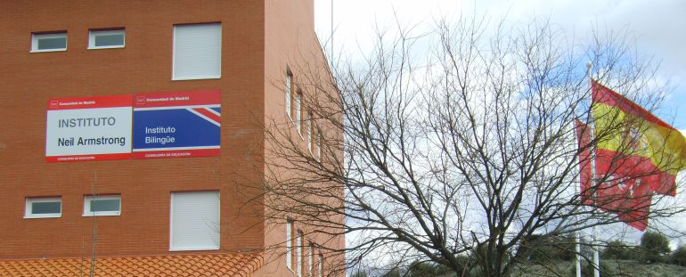 Fachada de un instituto bingüe en la localidad madrileña de Valdemoro Fachada de un instituto bingüe en la localidad madrileña de Valdemoro