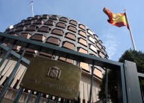 El Tribunal Constitucional se reúne para estudiar el recurso contra la reforma del Parlament catalán