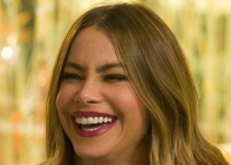 Sofía Vergara posa desnuda, sexy y fuerte para la portada de Women’s Health