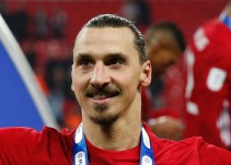 Ibrahimovic negocia su vuelta al United