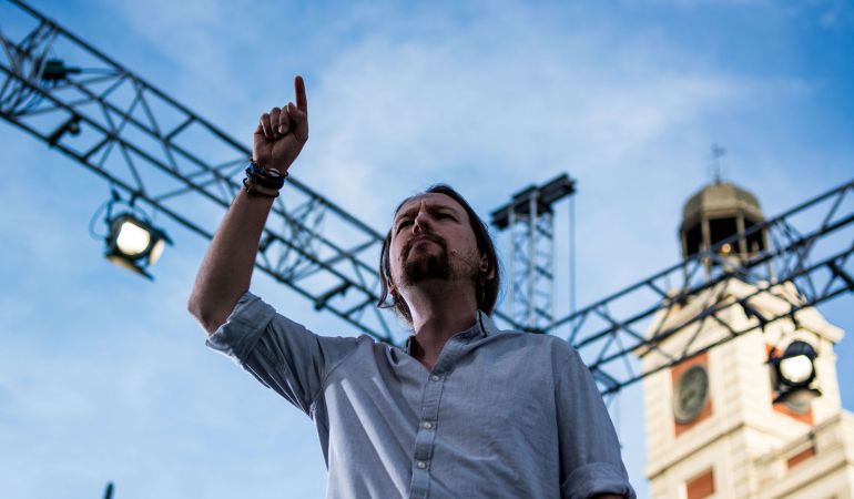 Pablo Iglesias durante un discurso en la Puerta del Sol, en Madrid. (Imagen de archivo) Pablo Iglesias durante un discurso en la Puerta del Sol, en Madrid. (Imagen de archivo)