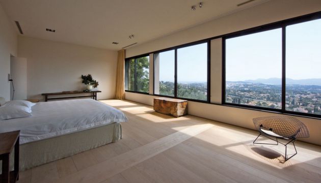 Vistas desde una habitación de la casa. Vistas desde una habitación de la casa.