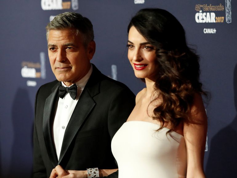 George Clooney y su mujer Amal durante unos premios en París George Clooney y su mujer Amal durante unos premios en París