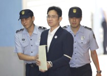 El heredero de Samsung, condenado a 5 años de cárcel por corrupción