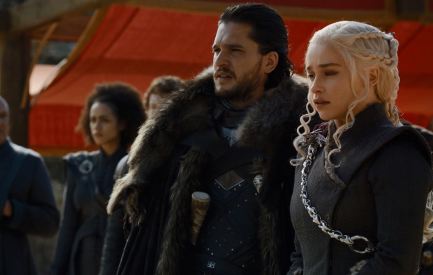 Jon y Daenerys en el capítulo 'El Dragón y el Lobo' Jon y Daenerys en el capítulo 'El Dragón y el Lobo'
