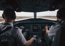 Pilotos y controladores sólo podrán comunicarse en inglés
