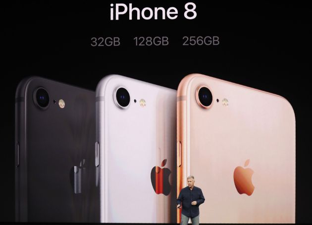 El iPhone 8 llega en tres colores. El iPhone 8 llega en tres colores.