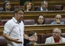 Seis partidos piden que Maza comparezca en el Congreso ante la coacción a los alcaldes