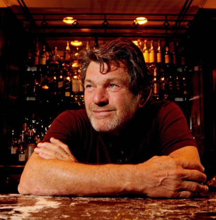 Fotografía de archivo tomada el 1 de octubre de 2008 que muestra al cofundador de la revista Rolling Stone Jann Wenner Fotografía de archivo tomada el 1 de octubre de 2008 que muestra al cofundador de la revista Rolling Stone Jann Wenner