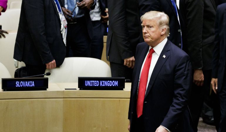 El presidente estadounidense, Donald Trump, a su salida de una reunión sobre la necesidad de reformas en el funcionamiento de la ONU, en la víspera de la celebración de su Asamblea General, en la sede de la ONU de Nueva York, (EEUU) El presidente estadounidense, Donald Trump, a su salida de una reunión sobre la necesidad de reformas en el funcionamiento de la ONU, en la víspera de la celebración de su Asamblea General, en la sede de la ONU de Nueva York, (EEUU)