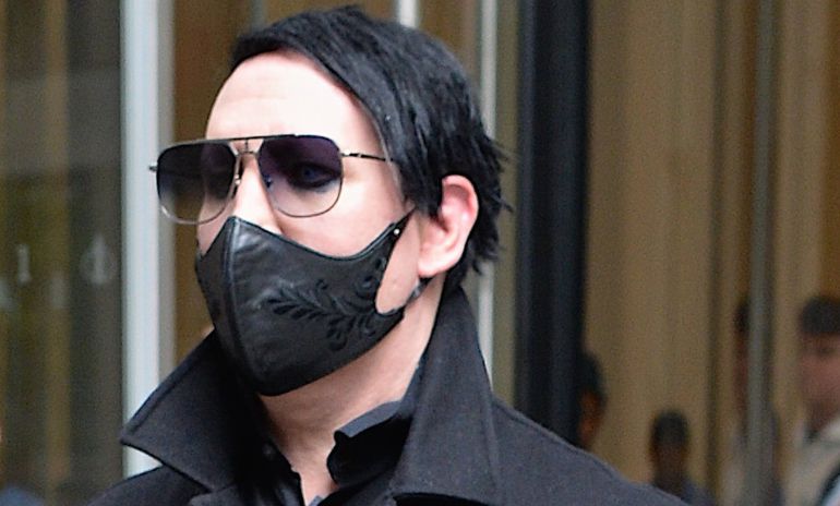 El cantante Marilyn Manson fotografiado en las calles de Nueva York El cantante Marilyn Manson fotografiado en las calles de Nueva York