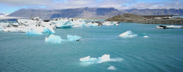 La laguna del glaciar Jokur da para pasar horas y horas mirando embobado La laguna del glaciar Jokur da para pasar horas y horas mirando embobado
