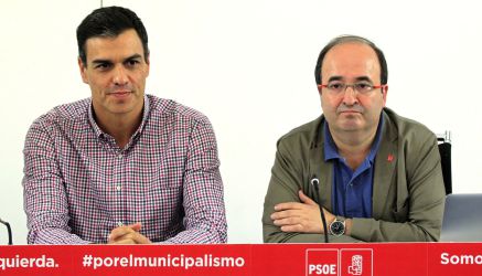 El secretario general del PSOE, Pedro Sánchez, junto al primer secretario del PSC, Miquel Iceta, en una imagen de archivo.