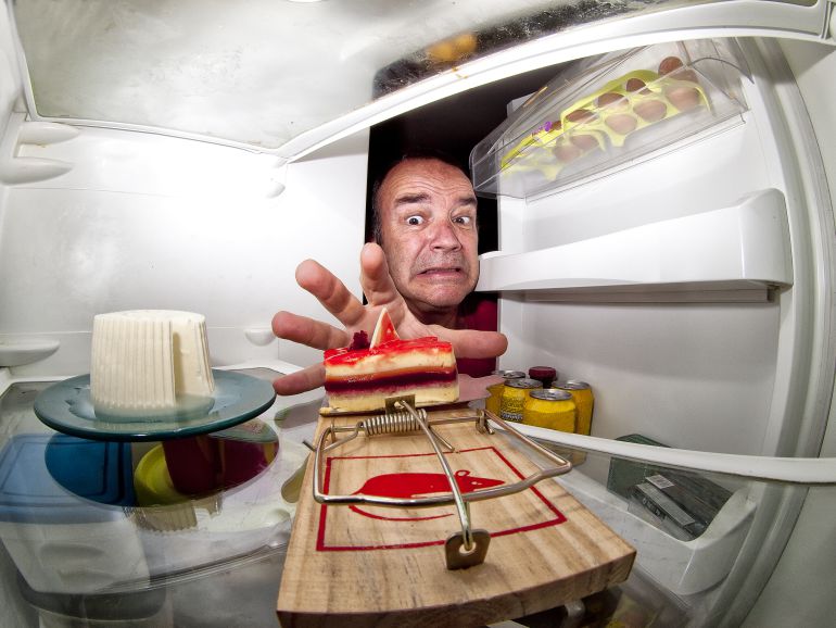 Dejar de comer compulsivamente por las noches es posible... si sabes cómo Dejar de comer compulsivamente por las noches es posible... si sabes cómo