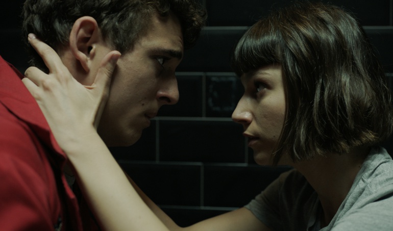 Miguel Herrán y Úrsula Corberó en la temporada final de 'La Casa de Papel' Miguel Herrán y Úrsula Corberó en la temporada final de 'La Casa de Papel'