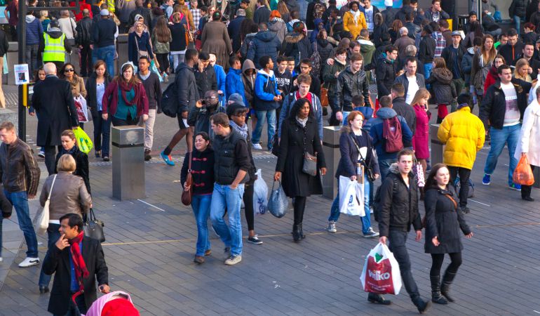 El Black Friday mueve cada año a más personas. El Black Friday mueve cada año a más personas.