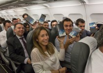 Samsung regala un Galaxy Note 8 a los 200 pasajeros de un vuelo de Iberia