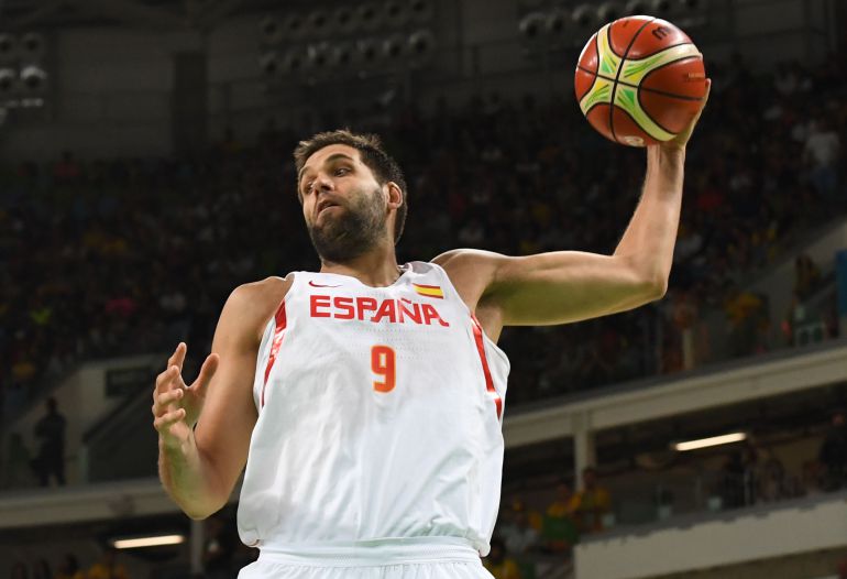 Felipe Reyes durante un partido de las selecciones española y francesa. Felipe Reyes durante un partido de las selecciones española y francesa.
