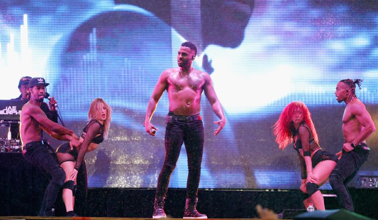 El cantante Jason Derulo durante uno de sus conciertos. El cantante Jason Derulo durante uno de sus conciertos.