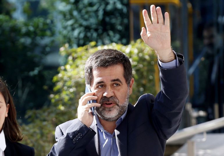 El líder de la Asamblea Nacional Catalana, Jordi Sánchez, en un receso antes de prestar declaración como investigado por sedición ante la Fiscalía de la Audiencia Nacional El líder de la Asamblea Nacional Catalana, Jordi Sánchez, en un receso antes de prestar declaración como investigado por sedición ante la Fiscalía de la Audiencia Nacional