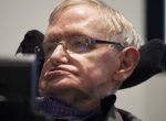 Stephen Hawking libera su tesis.