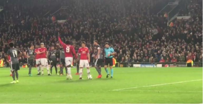 El polémico penalti del United El polémico penalti del United