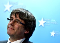 El fiscal pide una orden de detención internacional contra Puigdemont y los cuatro exconsellers en Bélgica