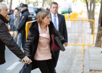 Prisión bajo fianza de 150.000 para Forcadell por intentar desmembrar España