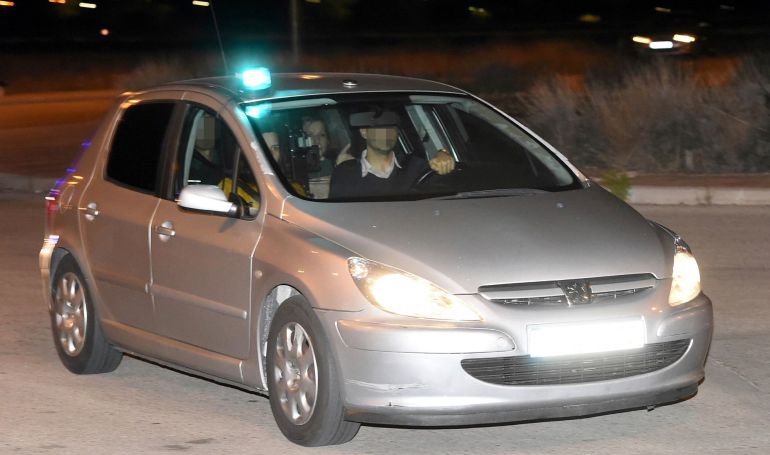 El coche que llevó a Carme Forcadell a la cárcel madrileña de Alcalá-Meco después de que el juez Pablo Llarena haya decretado para ella prisión eludible con el pago de una fianza de 150.000 euros. El coche que llevó a Carme Forcadell a la cárcel madrileña de Alcalá-Meco después de que el juez Pablo Llarena haya decretado para ella prisión eludible con el pago de una fianza de 150.000 euros.