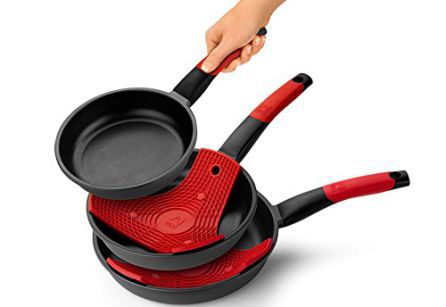 Las tres sartenes, en oferta. Las tres sartenes, en oferta.