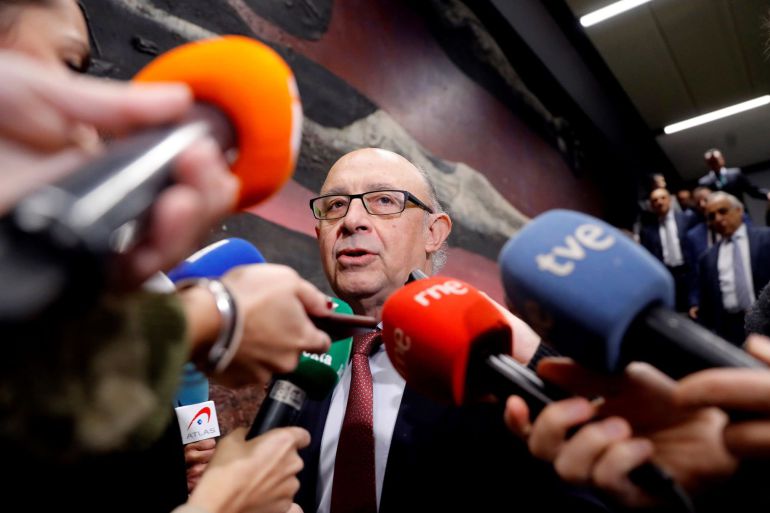 El ministro de Hacienda y Función Pública, Cristóbal Montoro. EFE El ministro de Hacienda y Función Pública, Cristóbal Montoro. EFE