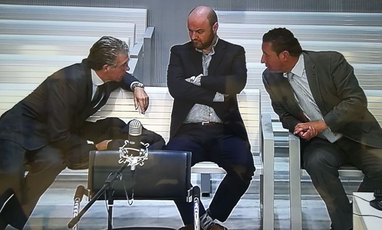 Granados, Talamino y Caro Vinagre durante el juicio Granados, Talamino y Caro Vinagre durante el juicio