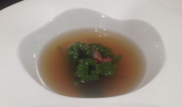 Anémona de hinojo y agar-agar (El Celler de Can Roca). Anémona de hinojo y agar-agar (El Celler de Can Roca).