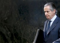 La familia de Blesa hereda la multa por las tarjetas Black