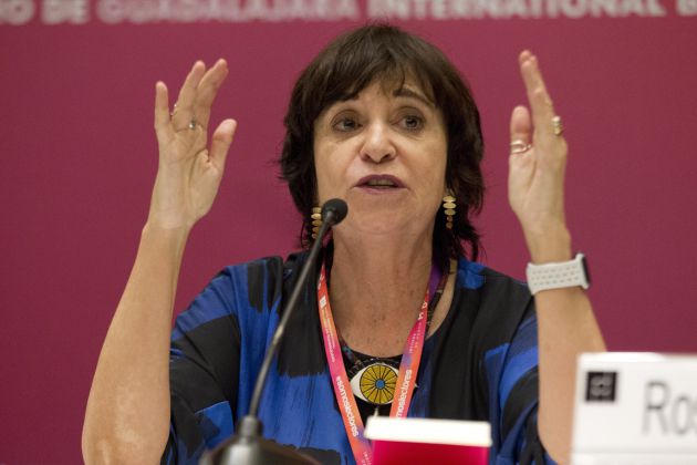 La periodista y escritora española Rosa Montero participa durante una rueda de prensa en Guadalajara (México). La periodista y escritora española Rosa Montero participa durante una rueda de prensa en Guadalajara (México).
