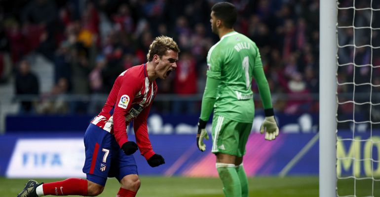 Antoine Griezmann celebra un tanto ante la Real Sociedad Antoine Griezmann celebra un tanto ante la Real Sociedad