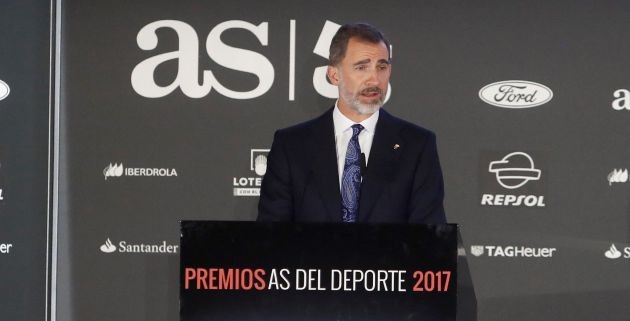 El rey don Felipe pronuncia unas palabras durante la celebración del 50 aniversario del diario deportivo AS El rey don Felipe pronuncia unas palabras durante la celebración del 50 aniversario del diario deportivo AS