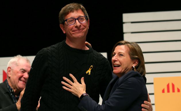 Carlés Mundó y Carme Forcadell Carlés Mundó y Carme Forcadell