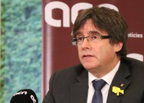 Puigdemont dice que a lo mejor vale la pena ser investido antes de ser detenido