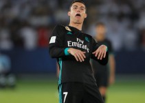 La reacción de Cristiano cuando la grada empezó a cantar Messi, Messi...
