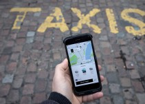Los taxistas de Barcelona ganan la batalla europea contra Uber