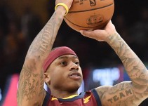Isaiah Thomas vuelve a lo grande