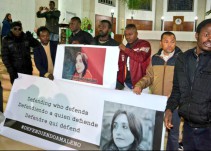 El juez tilda la labor de Helena Maleno de trabajo humanitario pero la vuelve a citar el 31 de enero