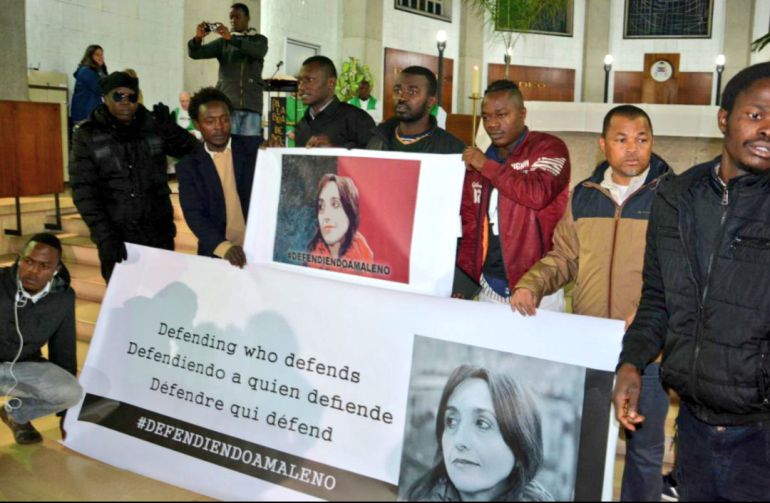 Tuit publicado en su perfil por la activista española: 'Defendiendo a quien defiende' #DefendiendoaMaleno Tuit publicado en su perfil por la activista española: 'Defendiendo a quien defiende' #DefendiendoaMaleno