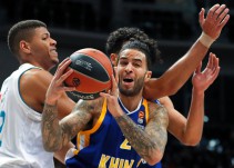 Tavares y Rudy lideran la sexta victoria seguida del Madrid en Euroliga
