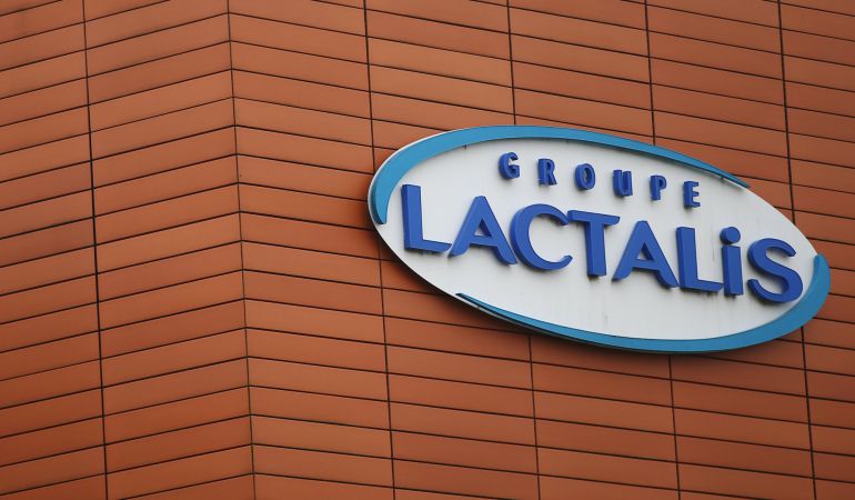 Logo de la empresa Lactalis. Logo de la empresa Lactalis.