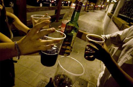 7 de cada 10 jóvenes banaliza los riesgos del alcohol y cannabis 7 de cada 10 jóvenes banaliza los riesgos del alcohol y cannabis