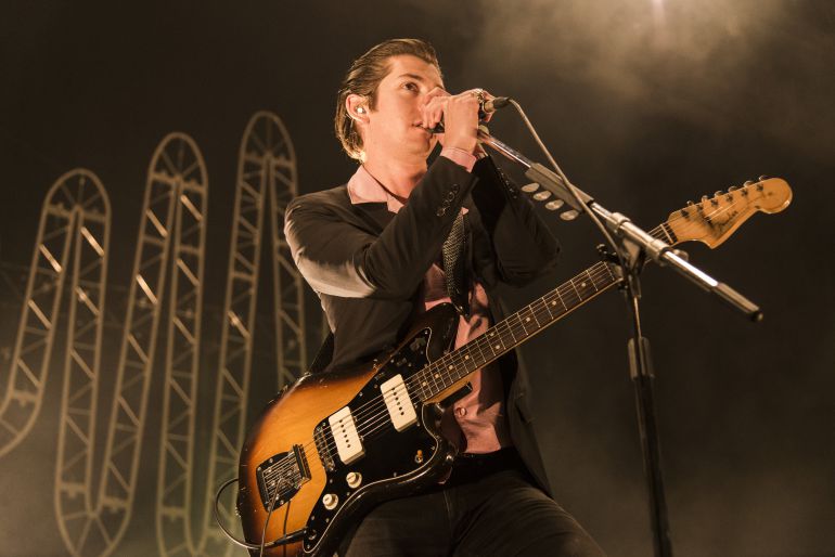 Alex Turner durante un concierto en 2014 en Rio de Janeiro Alex Turner durante un concierto en 2014 en Rio de Janeiro