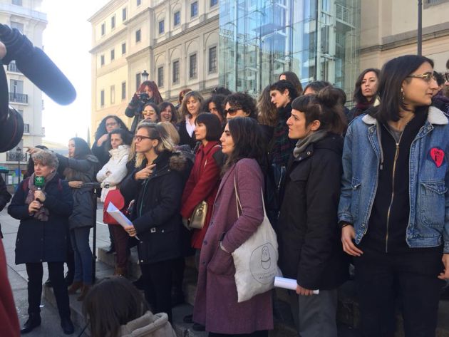 La caja de pandora: Las mujeres de la cultura se unen para denunciar el acoso sexual: Las mujeres de la cultura se unen para denunciar el acoso sexual La caja de pandora: Las mujeres de la cultura se unen para denunciar el acoso sexual: Las mujeres de la cultura se unen para denunciar el acoso sexual